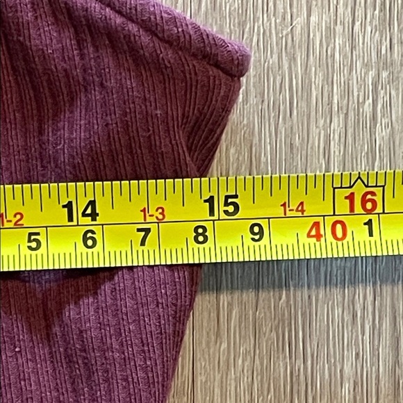 Old Navy Women Burgundy Ribbed Spaghetti Strap Bodysuit Large Contemporary - Picture 6 of 8